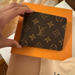 Louis Vuitton Men’s Wallet